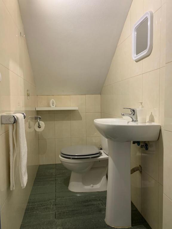 Casa de banho 3 - Alojamento Rio Neiva, Tregosa