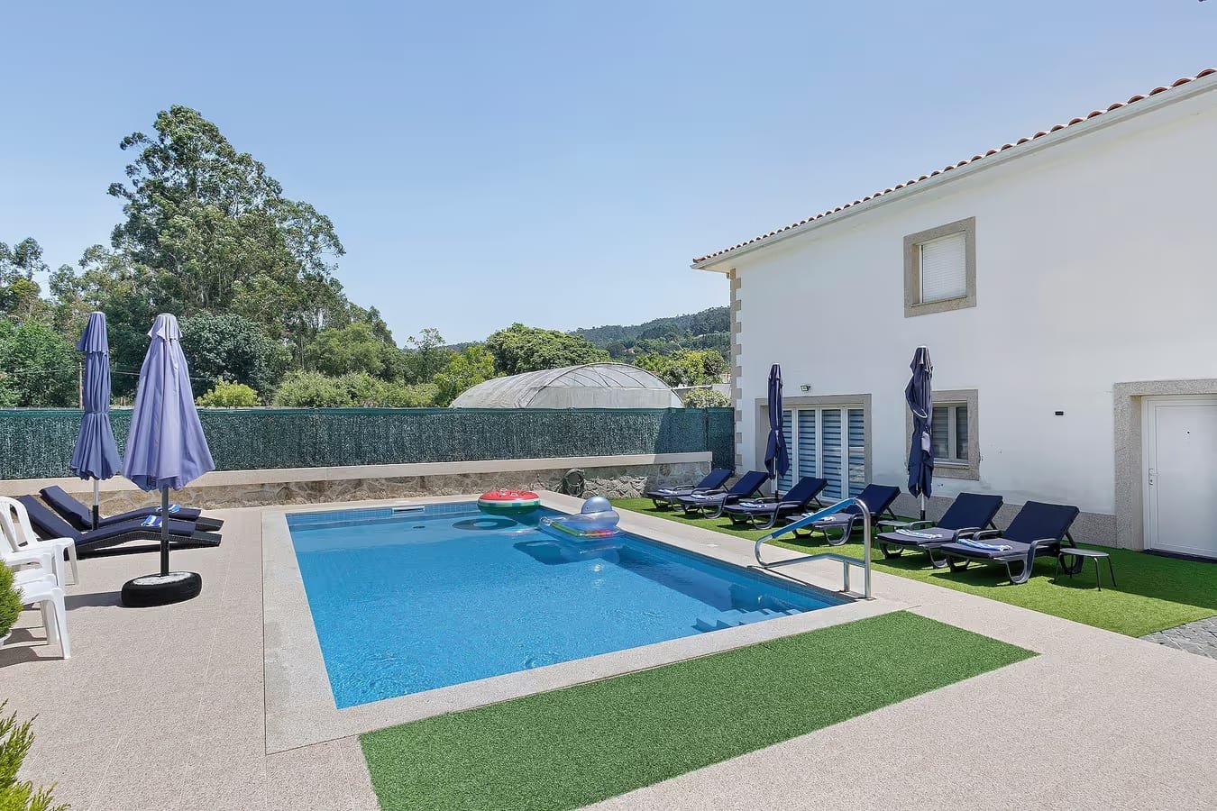 Onde Ficar nas Festas da Agonia em Viana do Castelo — Casa de férias com piscina