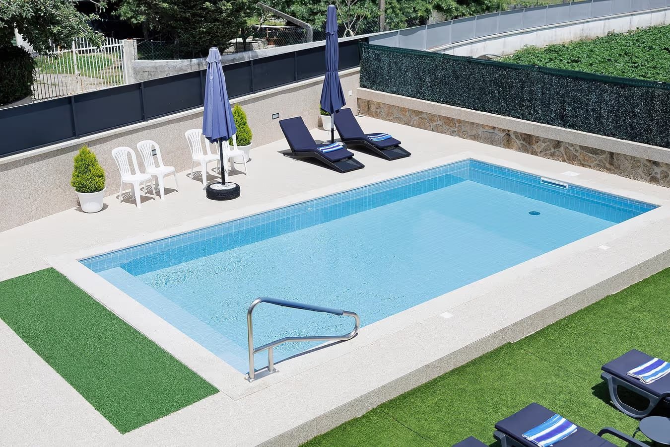 Turismo Rural com Piscina no Minho — Casa de férias com piscina